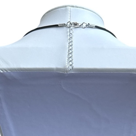 Green Heart Pendant Gold Tone Crystal Necklace Handmade by Svetlana Yeung - Picture 8 of 8